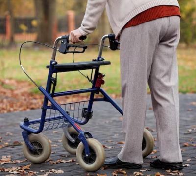 How Rolling Walker Can Improve Your Quality of Life