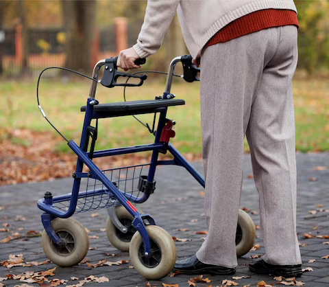 How Rolling Walker Can Improve Your Quality of Life