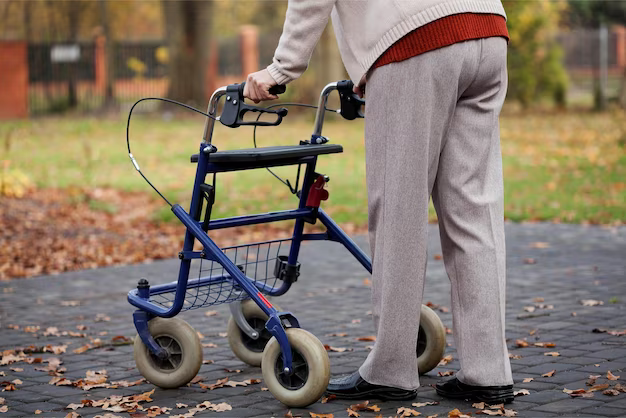 How Rolling Walker Can Improve Your Quality of Life