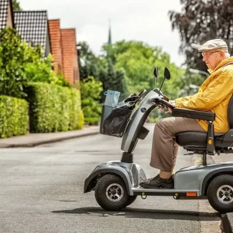 The Transformative Power of Mobility Scooters to Enhance Comfort and Recovery
